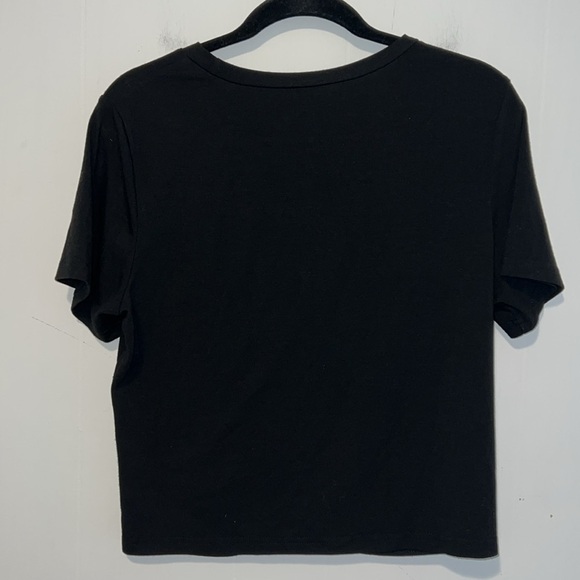 Jinkesi Women’s Casual Black Short Sleeve Crop Top With A Twist T12* - Picture 2 of 5